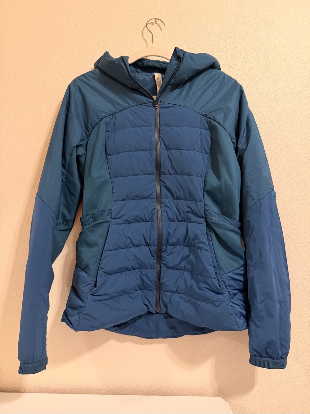 lululemon Teal Hooded Down Puffer Jacket Size 12